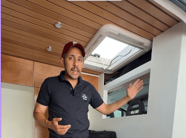 Cloison de fourgon aménagé : faut-il la garder ou l'enlever ? - Vanlife-Store
