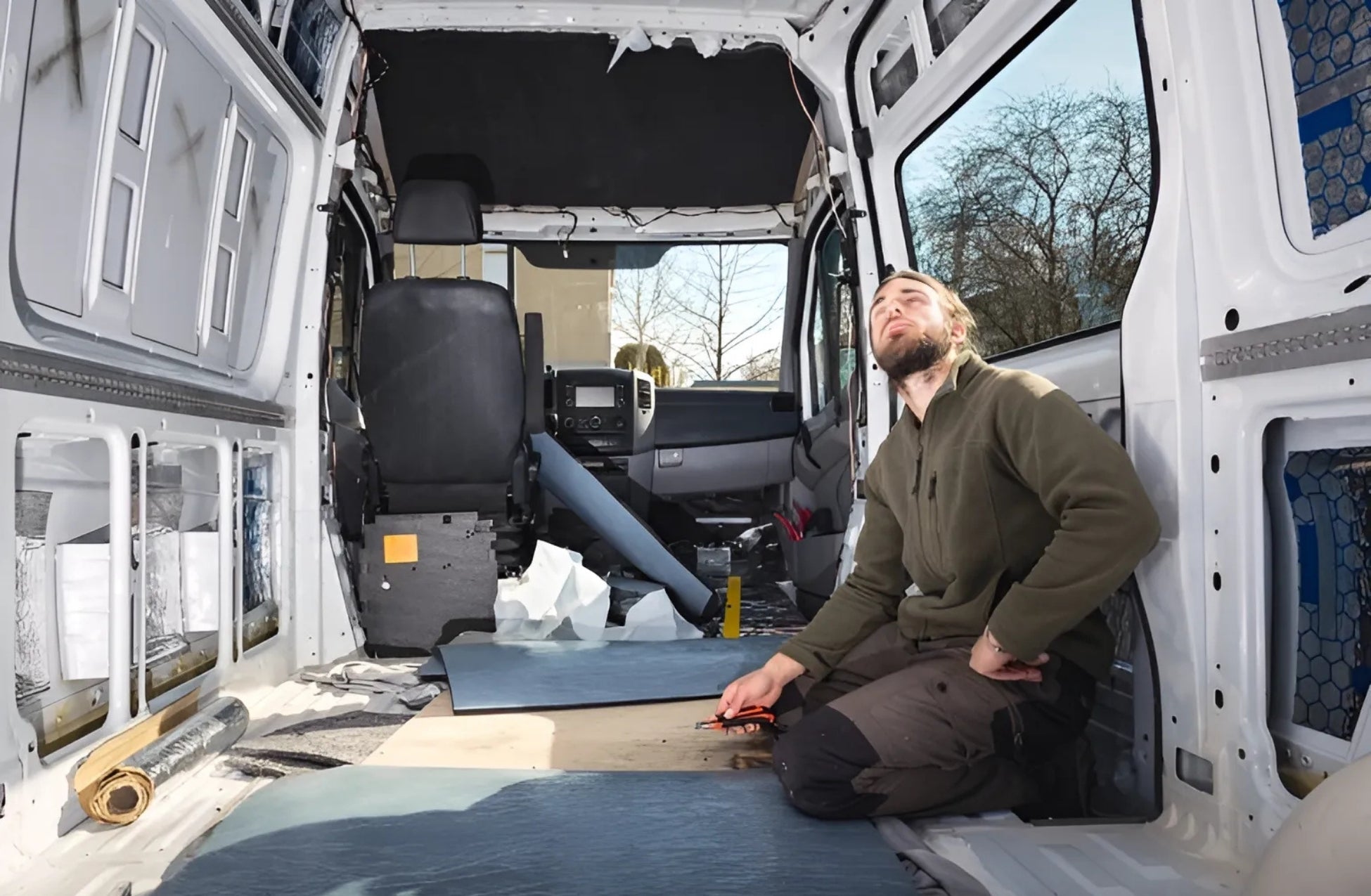 Le Guide Ultime des Baies et Fenêtres pour Camping-car et Van Aménagé - Vanlife-Store