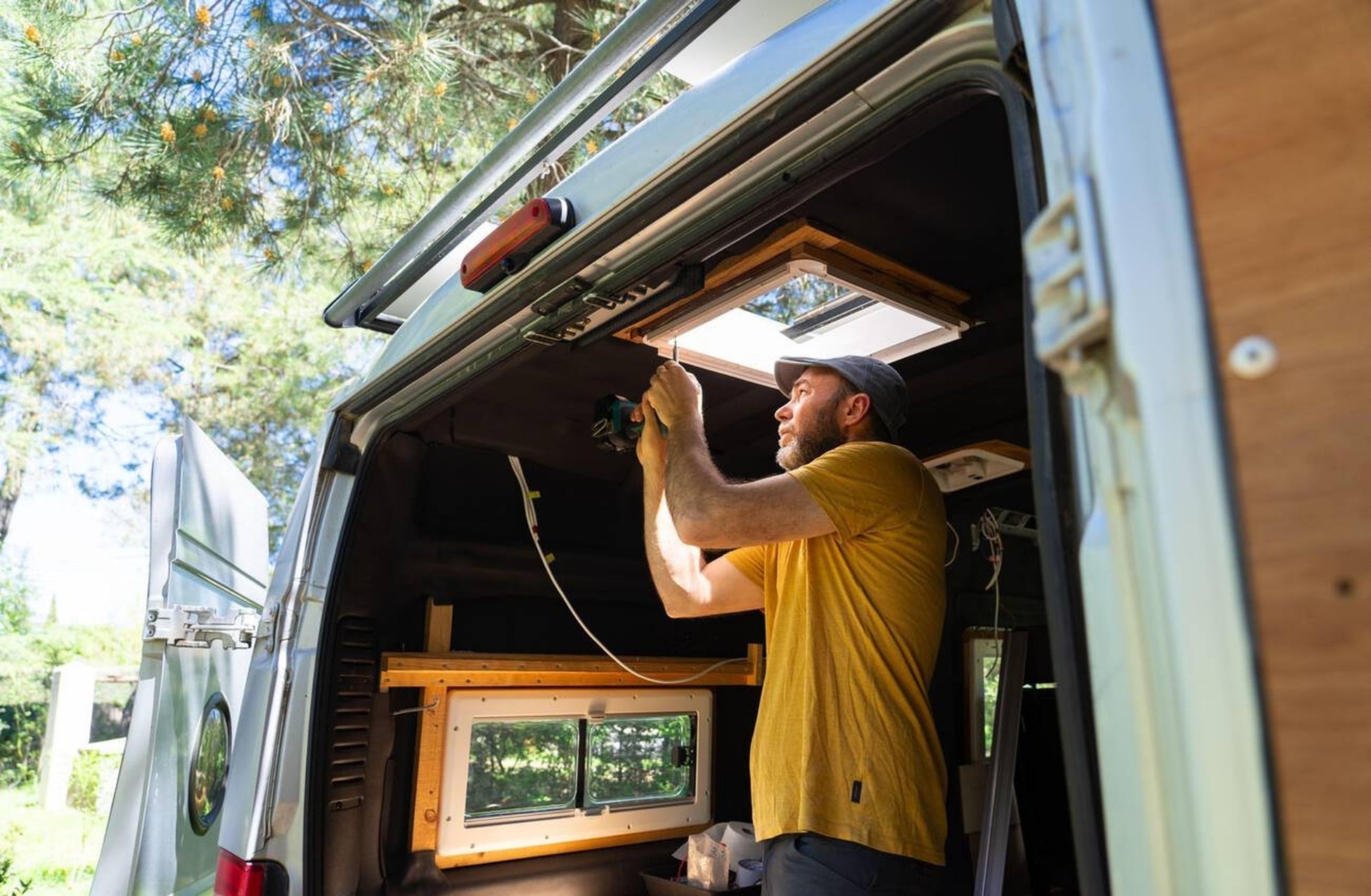 Tout savoir sur les lanterneaux pour camping car - Vanlife-Store