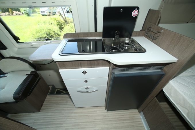 Evier combiné 2 feux gaz - Inox / Verre trempé - LxP : 77x36 cm - Vanlife - Store