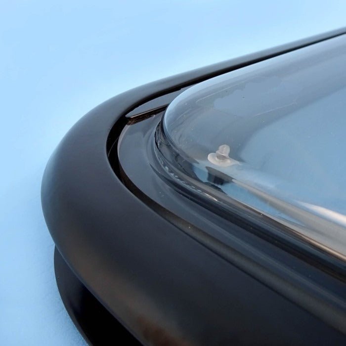 Fenêtre LIGHT 700 x 300 - avec store et moustiquaire - Vanlife-Store
