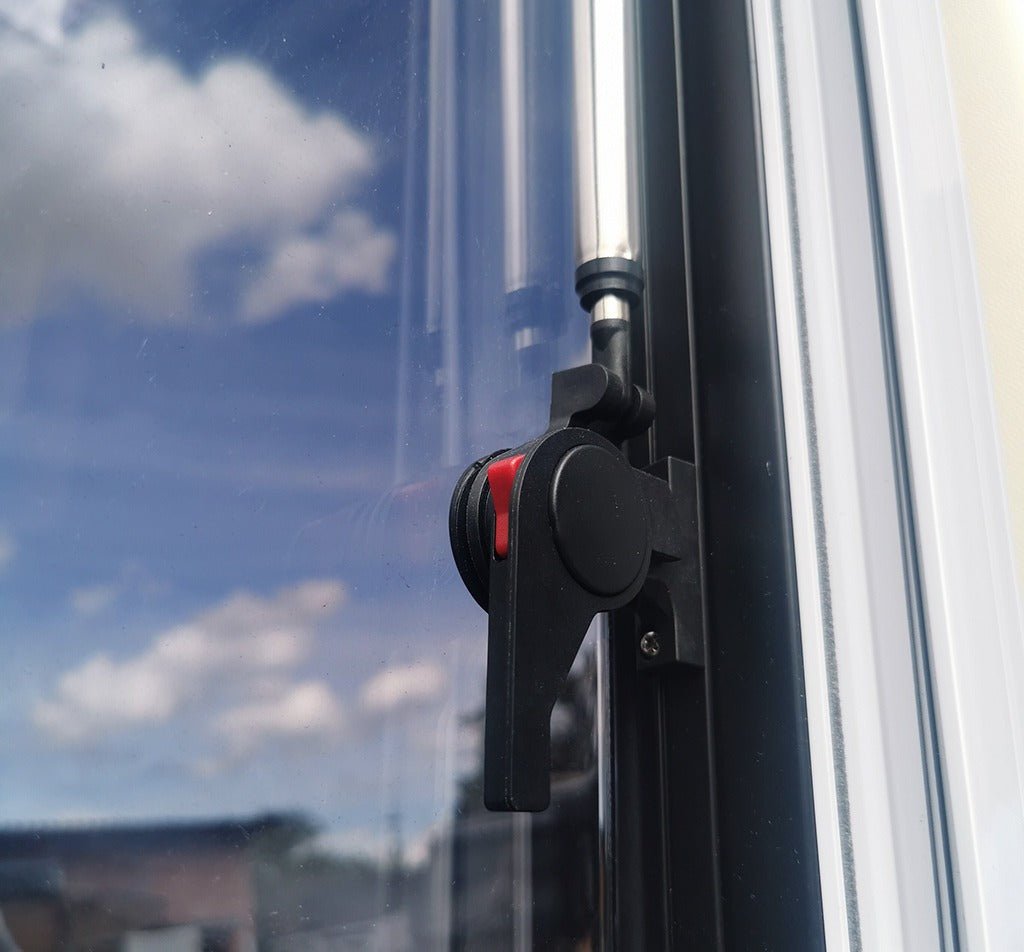 Fenêtre SQUARE 700 x 800 - avec store et moustiquaire - Vanlife-Store
