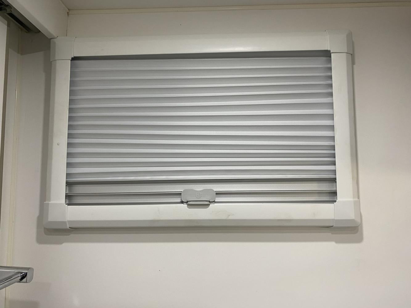 Ventana abatible SQUARE LIGHT - para autocaravana y furgoneta